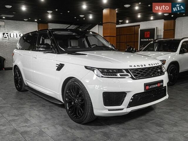 Білий Ленд Ровер Range Rover Sport, об'ємом двигуна 2.99 л та пробігом 99 тис. км за 42000 $, фото 5 на Automoto.ua