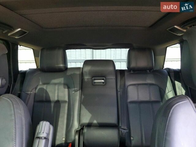 Білий Ленд Ровер Range Rover Sport, об'ємом двигуна 0 л та пробігом 122 тис. км за 14000 $, фото 9 на Automoto.ua