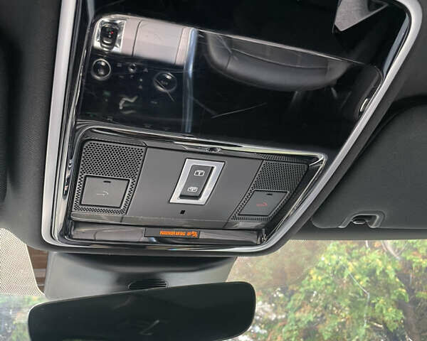 Білий Ленд Ровер Range Rover Sport, об'ємом двигуна 3 л та пробігом 130 тис. км за 35600 $, фото 28 на Automoto.ua