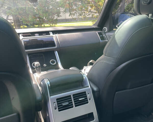 Білий Ленд Ровер Range Rover Sport, об'ємом двигуна 3 л та пробігом 130 тис. км за 35600 $, фото 19 на Automoto.ua