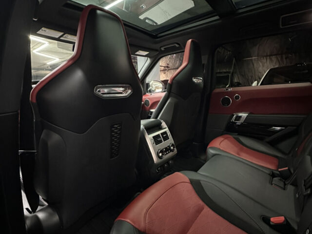 Білий Ленд Ровер Range Rover Sport, об'ємом двигуна 5 л та пробігом 73 тис. км за 64000 $, фото 42 на Automoto.ua