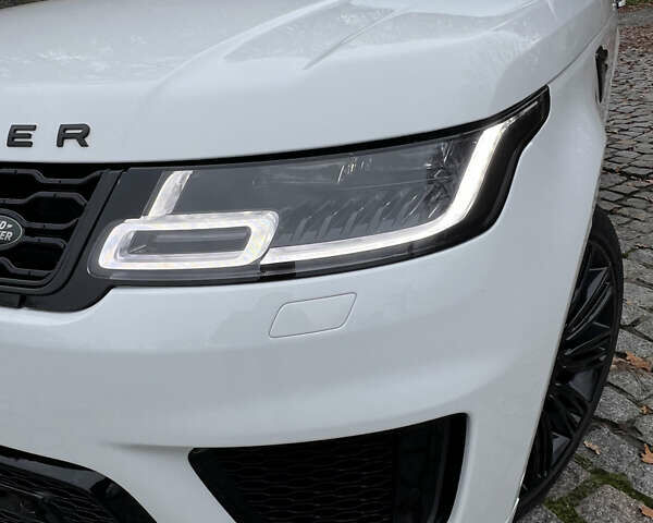 Белый Ленд Ровер Рендж Ровер Спорт, объемом двигателя 5 л и пробегом 100 тыс. км за 58000 $, фото 3 на Automoto.ua