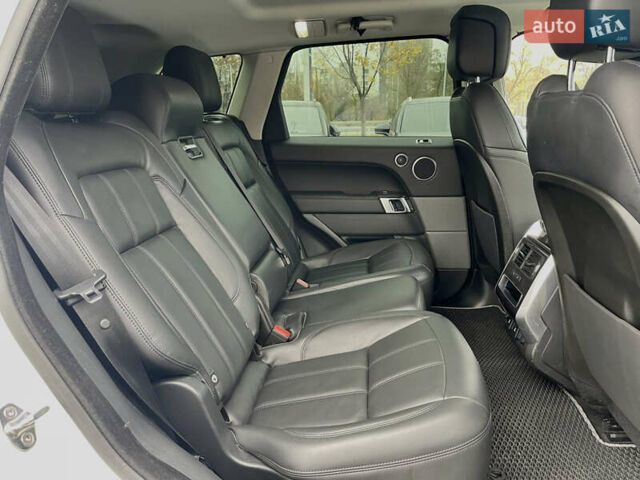 Белый Ленд Ровер Рендж Ровер Спорт, объемом двигателя 2 л и пробегом 92 тыс. км за 38980 $, фото 30 на Automoto.ua