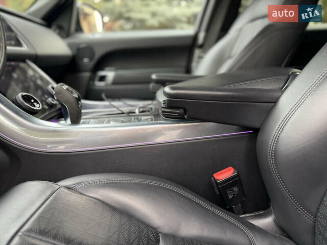 Білий Ленд Ровер Range Rover Sport, об'ємом двигуна 3 л та пробігом 96 тис. км за 37500 $, фото 74 на Automoto.ua
