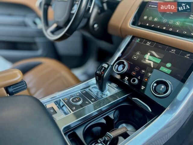 Білий Ленд Ровер Range Rover Sport, об'ємом двигуна 2.99 л та пробігом 210 тис. км за 29500 $, фото 84 на Automoto.ua