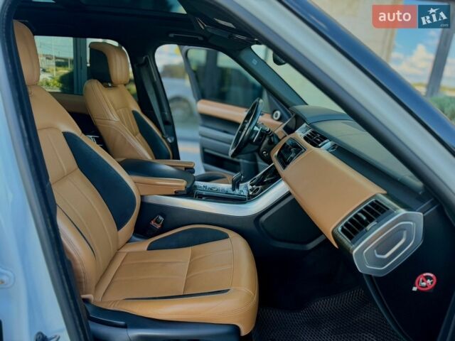 Білий Ленд Ровер Range Rover Sport, об'ємом двигуна 2.99 л та пробігом 210 тис. км за 34900 $, фото 81 на Automoto.ua