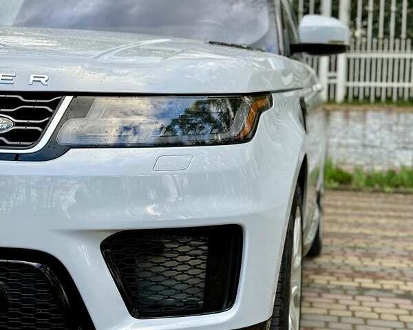 Білий Ленд Ровер Range Rover Sport, об'ємом двигуна 2.99 л та пробігом 84 тис. км за 55200 $, фото 22 на Automoto.ua