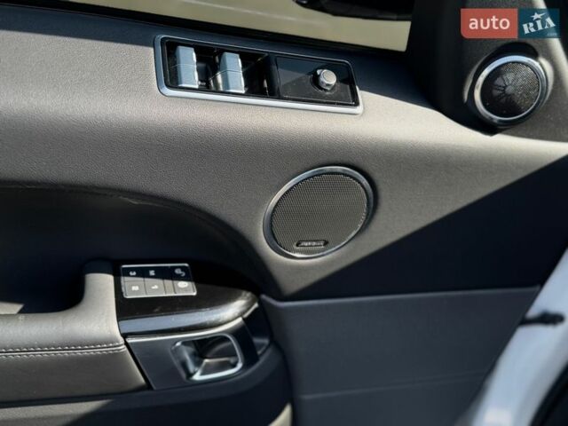 Белый Ленд Ровер Рендж Ровер Спорт, объемом двигателя 3 л и пробегом 78 тыс. км за 43500 $, фото 44 на Automoto.ua