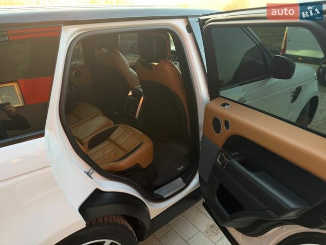Білий Ленд Ровер Range Rover Sport, об'ємом двигуна 2.99 л та пробігом 201 тис. км за 35000 $, фото 20 на Automoto.ua