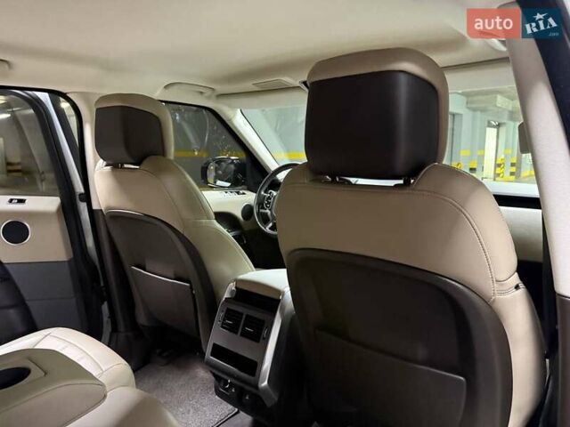 Білий Ленд Ровер Range Rover Sport, об'ємом двигуна 2 л та пробігом 76 тис. км за 45500 $, фото 55 на Automoto.ua