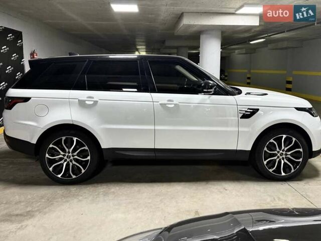 Білий Ленд Ровер Range Rover Sport, об'ємом двигуна 2 л та пробігом 76 тис. км за 45500 $, фото 7 на Automoto.ua