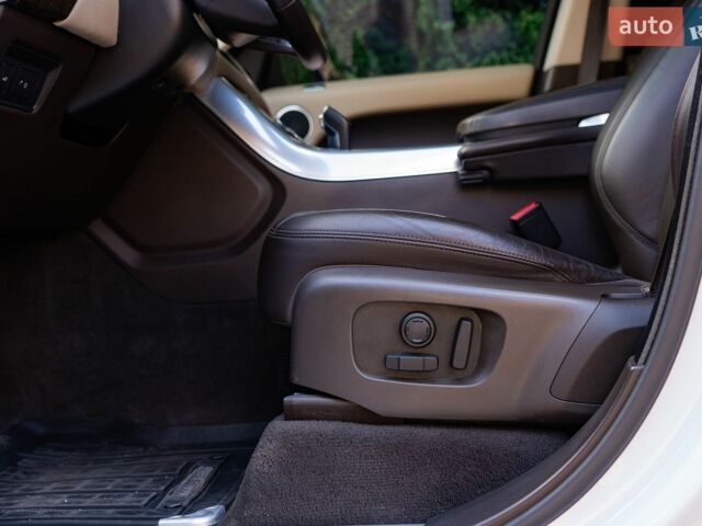 Білий Ленд Ровер Range Rover Sport, об'ємом двигуна 2.99 л та пробігом 122 тис. км за 38999 $, фото 25 на Automoto.ua