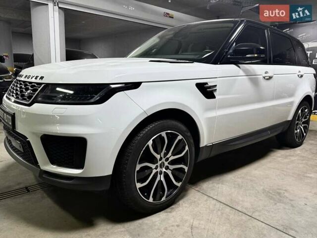 Білий Ленд Ровер Range Rover Sport, об'ємом двигуна 2 л та пробігом 76 тис. км за 45500 $, фото 19 на Automoto.ua