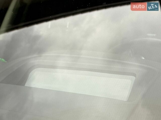 Білий Ленд Ровер Range Rover Sport, об'ємом двигуна 2 л та пробігом 133 тис. км за 37500 $, фото 20 на Automoto.ua