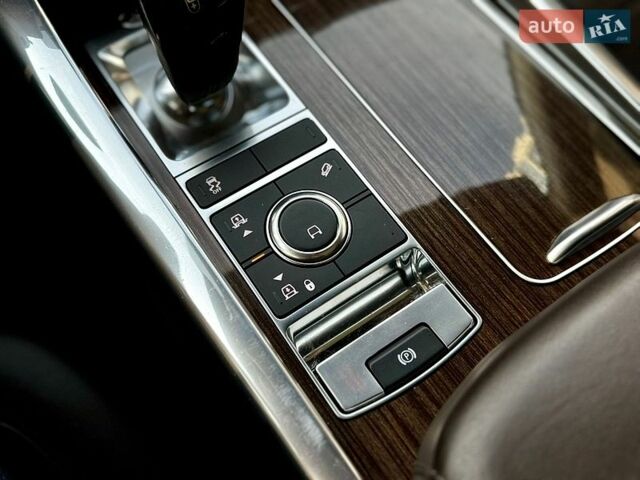 Білий Ленд Ровер Range Rover Sport, об'ємом двигуна 3 л та пробігом 154 тис. км за 38000 $, фото 32 на Automoto.ua