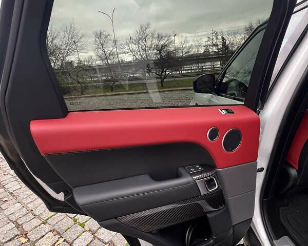 Белый Ленд Ровер Рендж Ровер Спорт, объемом двигателя 5 л и пробегом 100 тыс. км за 62990 $, фото 31 на Automoto.ua