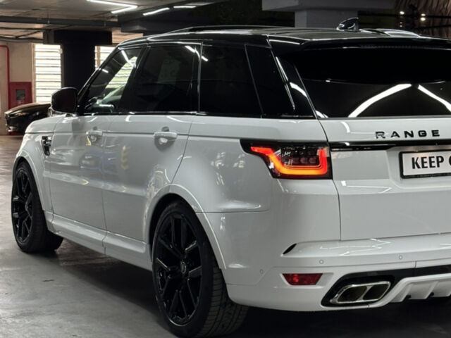 Білий Ленд Ровер Range Rover Sport, об'ємом двигуна 5 л та пробігом 73 тис. км за 64000 $, фото 19 на Automoto.ua