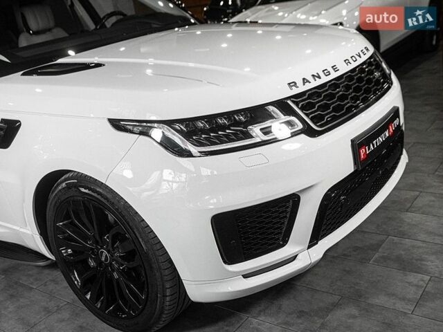 Білий Ленд Ровер Range Rover Sport, об'ємом двигуна 2.99 л та пробігом 99 тис. км за 42000 $, фото 20 на Automoto.ua