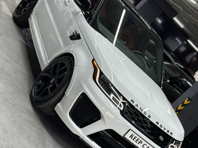 Білий Ленд Ровер Range Rover Sport, об'ємом двигуна 5 л та пробігом 73 тис. км за 64000 $, фото 11 на Automoto.ua