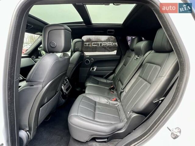 Білий Ленд Ровер Range Rover Sport, об'ємом двигуна 3 л та пробігом 179 тис. км за 34900 $, фото 28 на Automoto.ua