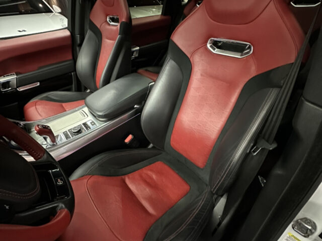 Білий Ленд Ровер Range Rover Sport, об'ємом двигуна 5 л та пробігом 73 тис. км за 64000 $, фото 21 на Automoto.ua