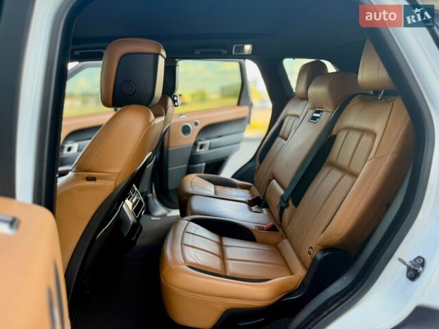 Білий Ленд Ровер Range Rover Sport, об'ємом двигуна 2.99 л та пробігом 210 тис. км за 29500 $, фото 59 на Automoto.ua