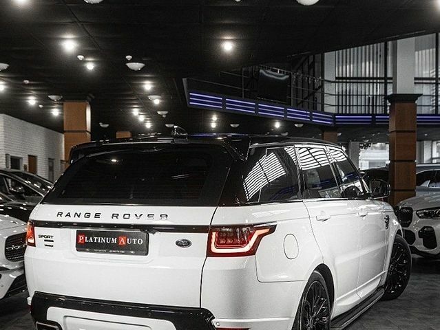 Білий Ленд Ровер Range Rover Sport, об'ємом двигуна 2.99 л та пробігом 99 тис. км за 42000 $, фото 11 на Automoto.ua