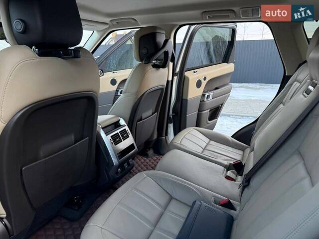 Білий Ленд Ровер Range Rover Sport, об'ємом двигуна 3 л та пробігом 142 тис. км за 34900 $, фото 28 на Automoto.ua