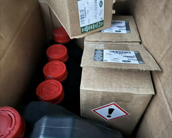 Білий Ленд Ровер Range Rover Sport, об'ємом двигуна 3 л та пробігом 76 тис. км за 45000 $, фото 25 на Automoto.ua