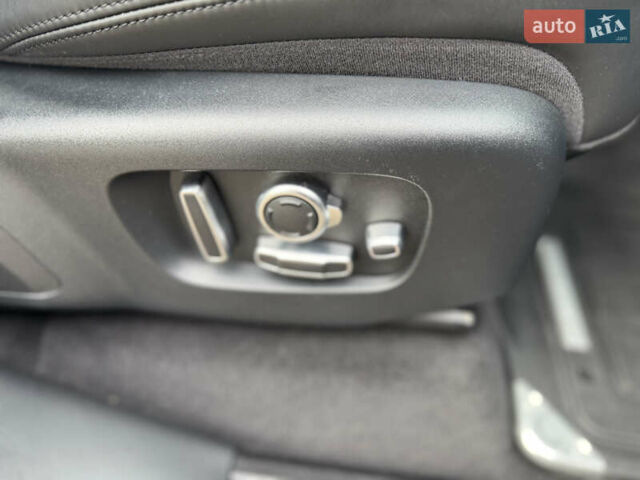 Білий Ленд Ровер Range Rover Sport, об'ємом двигуна 3 л та пробігом 96 тис. км за 37500 $, фото 45 на Automoto.ua