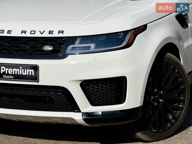 Білий Ленд Ровер Range Rover Sport, об'ємом двигуна 3 л та пробігом 154 тис. км за 38000 $, фото 2 на Automoto.ua