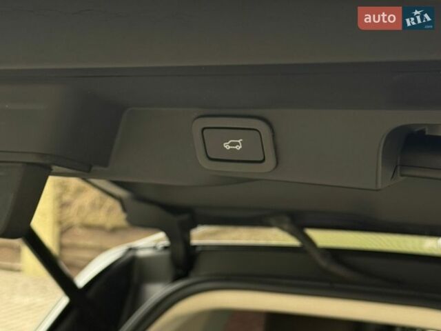 Білий Ленд Ровер Range Rover Sport, об'ємом двигуна 2 л та пробігом 133 тис. км за 37500 $, фото 15 на Automoto.ua