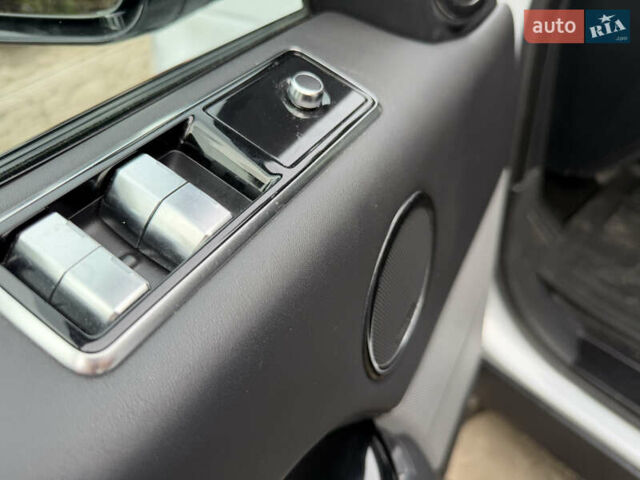 Білий Ленд Ровер Range Rover Sport, об'ємом двигуна 3 л та пробігом 96 тис. км за 37500 $, фото 77 на Automoto.ua
