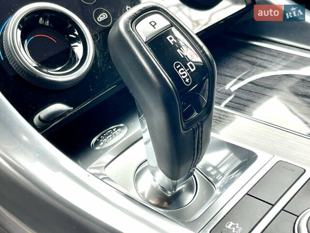 Белый Ленд Ровер Рендж Ровер Спорт, объемом двигателя 2 л и пробегом 91 тыс. км за 46000 $, фото 28 на Automoto.ua