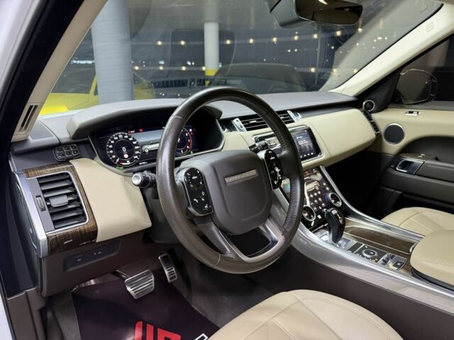 Ленд Ровер Рендж Ровер Спорт 2018 в Одессе на Automoto.ua Белый Ленд Ровер Рендж Ровер Спорт, объемом двигателя 2 л и пробегом 51 тыс. км за 45900 $, фото 18 на Automoto.ua