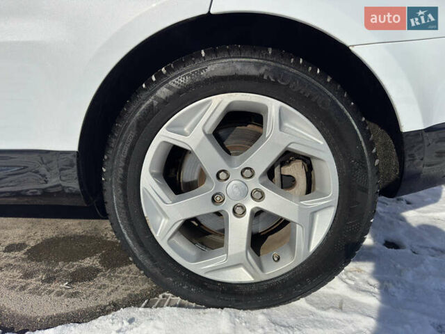 Білий Ленд Ровер Range Rover Sport, об'ємом двигуна 3 л та пробігом 76 тис. км за 45000 $, фото 29 на Automoto.ua