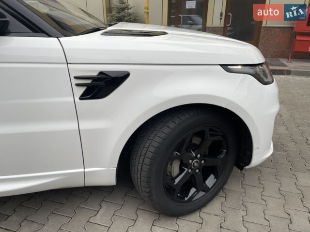 Білий Ленд Ровер Range Rover Sport, об'ємом двигуна 3 л та пробігом 78 тис. км за 62000 $, фото 6 на Automoto.ua