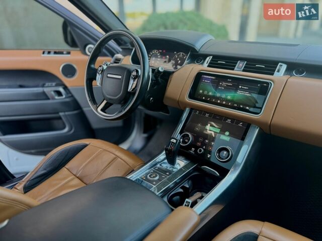 Білий Ленд Ровер Range Rover Sport, об'ємом двигуна 2.99 л та пробігом 210 тис. км за 29500 $, фото 75 на Automoto.ua