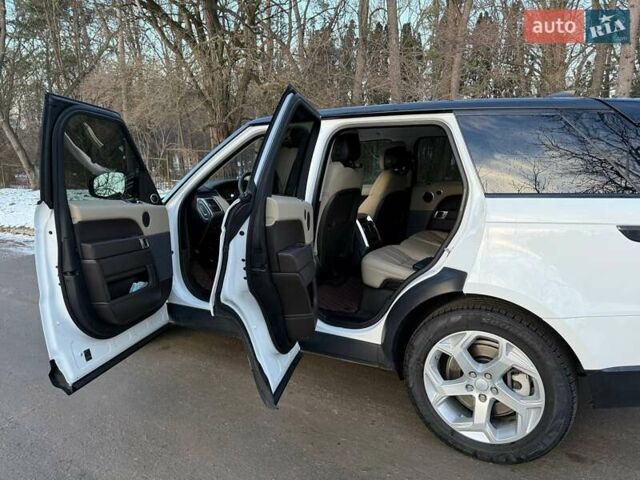 Білий Ленд Ровер Range Rover Sport, об'ємом двигуна 3 л та пробігом 142 тис. км за 34900 $, фото 61 на Automoto.ua