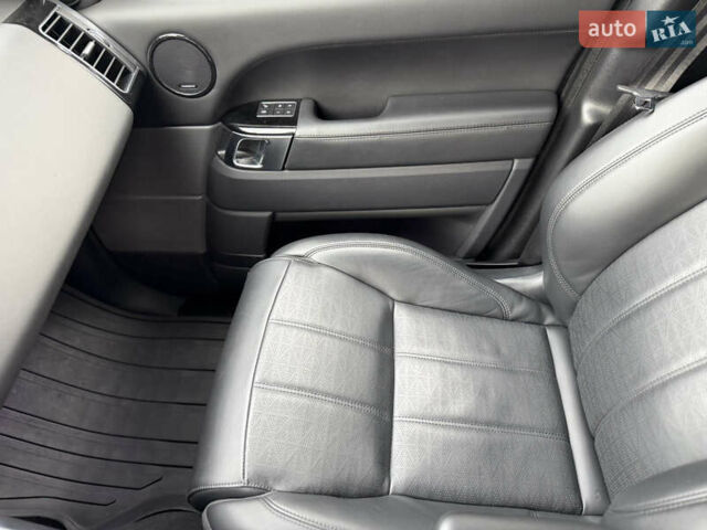 Білий Ленд Ровер Range Rover Sport, об'ємом двигуна 3 л та пробігом 96 тис. км за 37500 $, фото 26 на Automoto.ua