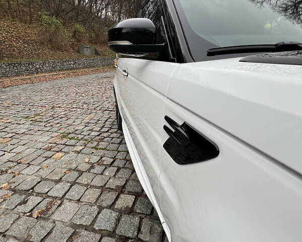 Белый Ленд Ровер Рендж Ровер Спорт, объемом двигателя 5 л и пробегом 100 тыс. км за 62990 $, фото 45 на Automoto.ua