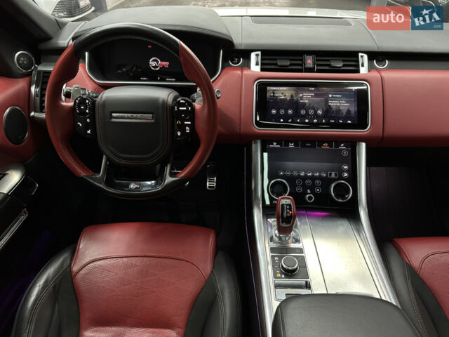 Білий Ленд Ровер Range Rover Sport, об'ємом двигуна 5 л та пробігом 73 тис. км за 64000 $, фото 29 на Automoto.ua