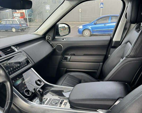 Білий Ленд Ровер Range Rover Sport, об'ємом двигуна 2 л та пробігом 91 тис. км за 44800 $, фото 10 на Automoto.ua