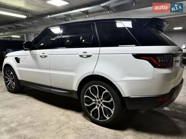 Білий Ленд Ровер Range Rover Sport, об'ємом двигуна 2 л та пробігом 76 тис. км за 45500 $, фото 15 на Automoto.ua