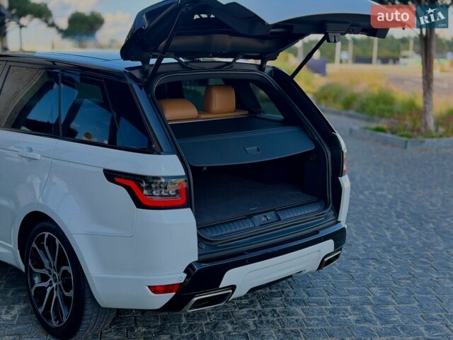 Білий Ленд Ровер Range Rover Sport, об'ємом двигуна 2.99 л та пробігом 210 тис. км за 34900 $, фото 38 на Automoto.ua