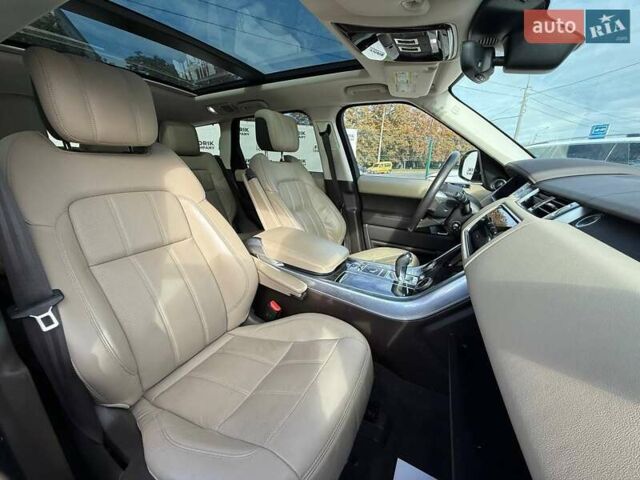Білий Ленд Ровер Range Rover Sport, об'ємом двигуна 3 л та пробігом 85 тис. км за 28400 $, фото 7 на Automoto.ua