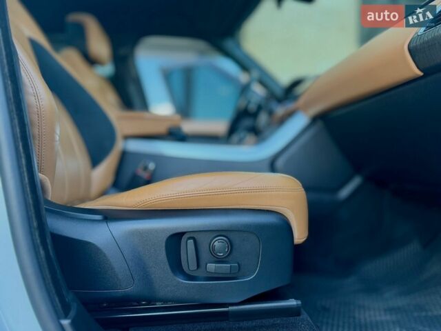 Білий Ленд Ровер Range Rover Sport, об'ємом двигуна 2.99 л та пробігом 210 тис. км за 34900 $, фото 83 на Automoto.ua