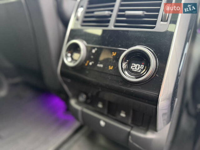 Білий Ленд Ровер Range Rover Sport, об'ємом двигуна 3 л та пробігом 96 тис. км за 37500 $, фото 53 на Automoto.ua