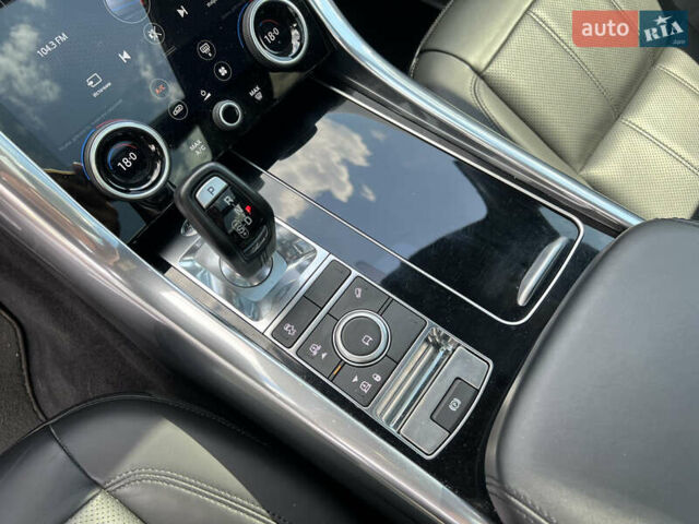 Белый Ленд Ровер Рендж Ровер Спорт, объемом двигателя 3 л и пробегом 106 тыс. км за 39900 $, фото 33 на Automoto.ua