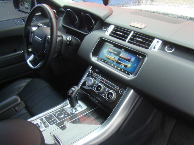 Білий Ленд Ровер Range Rover Sport, об'ємом двигуна 3 л та пробігом 35 тис. км за 71000 $, фото 10 на Automoto.ua